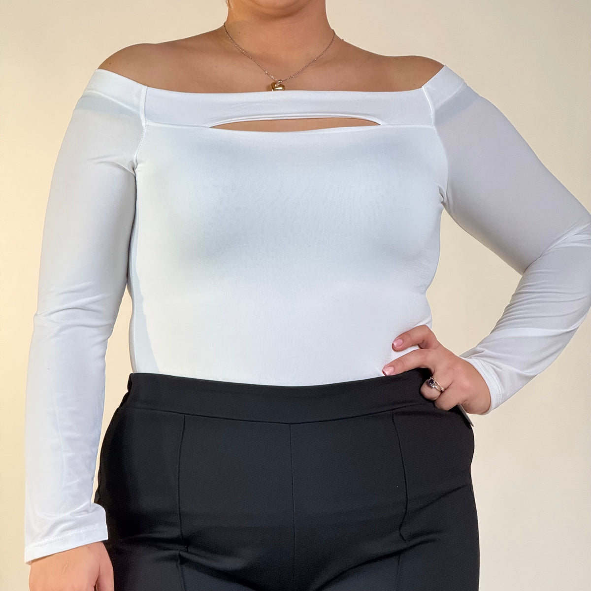 Maglia Spacco chic ✨