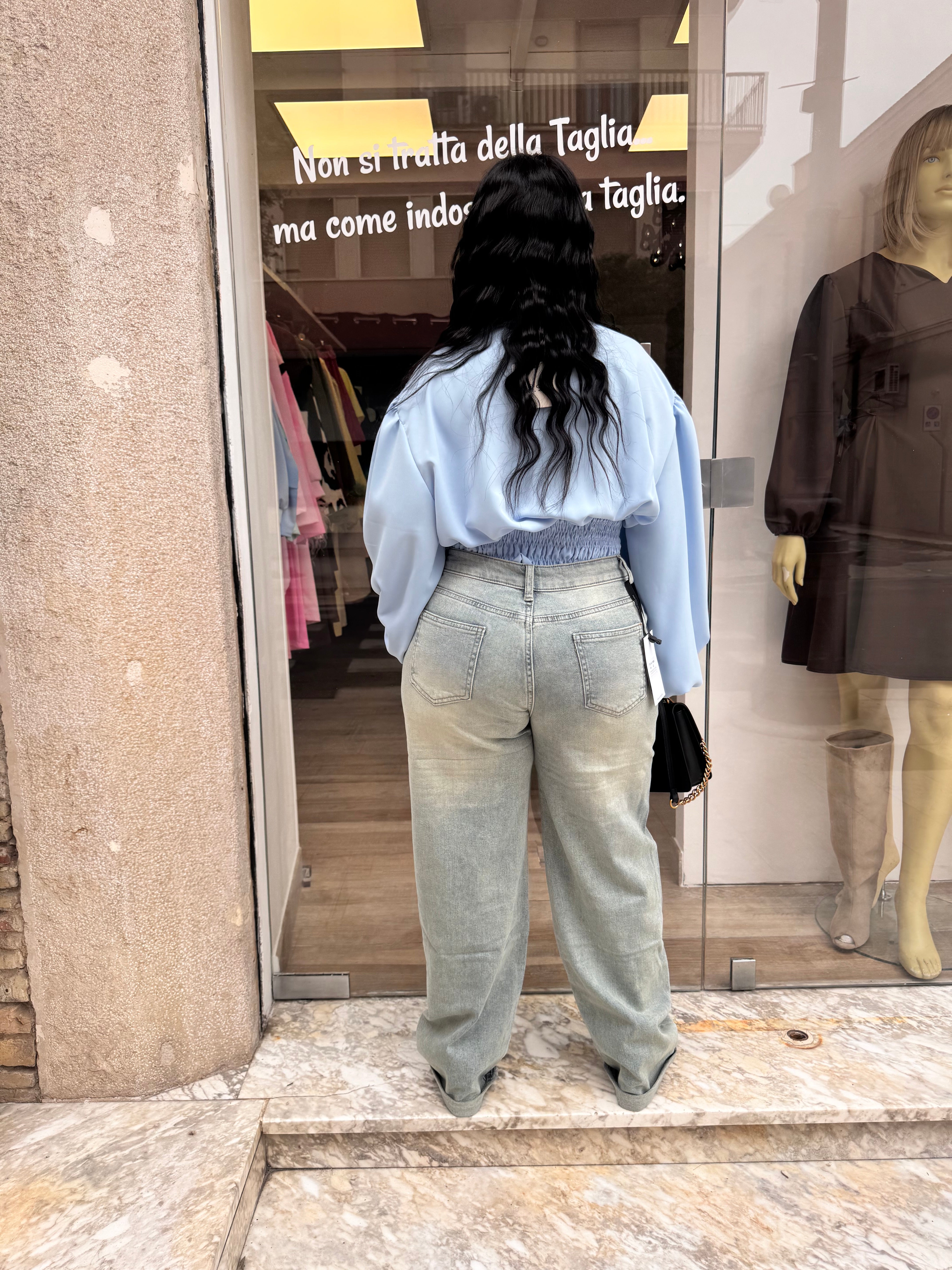 Jeans bottoni lucenti