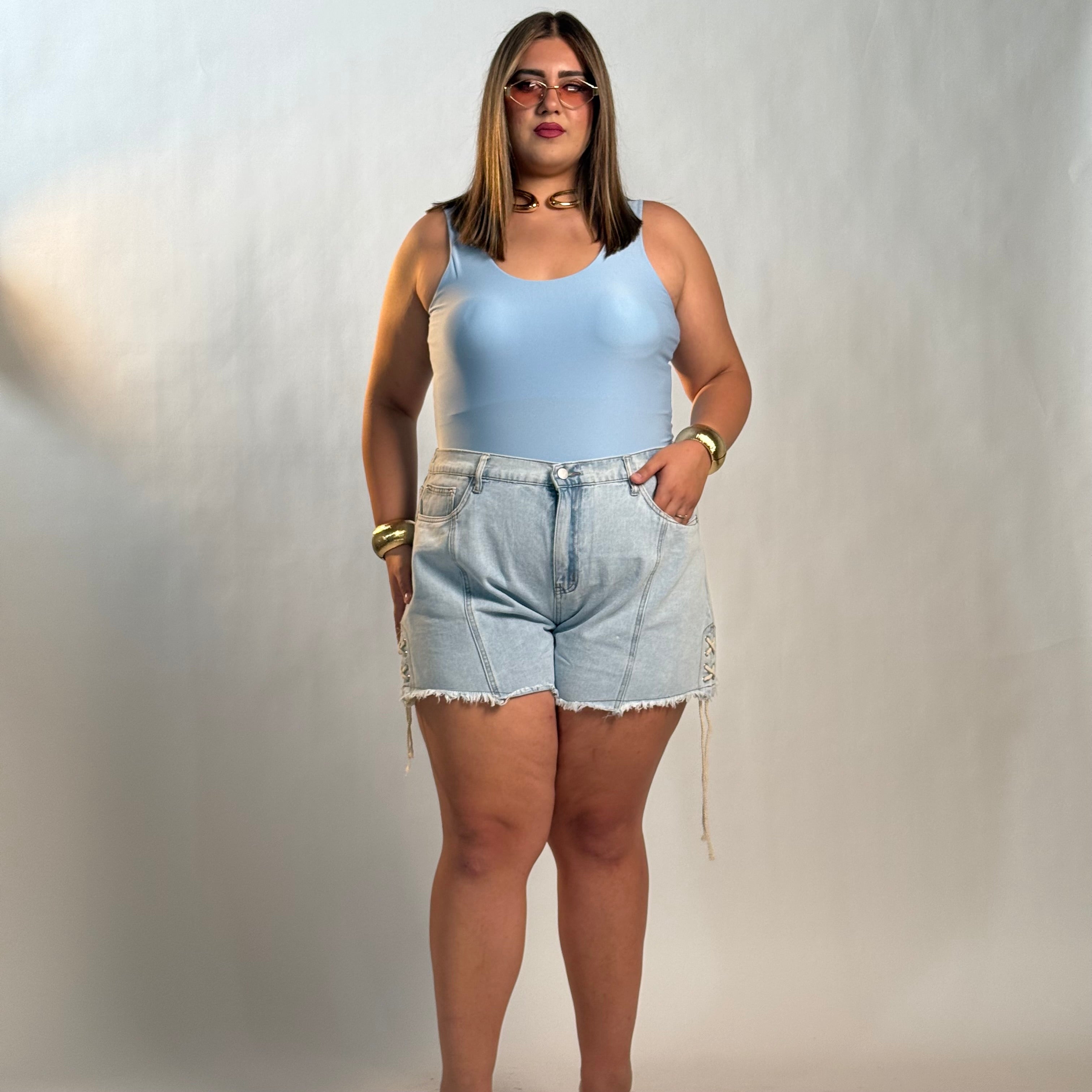 Short Eleonora