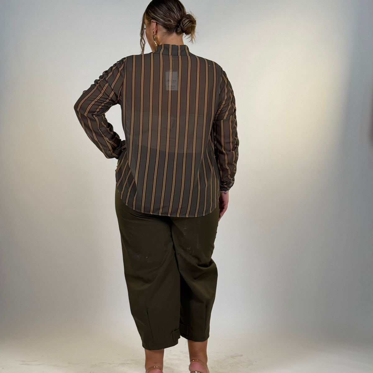 Camicia con maniche drappeggiate