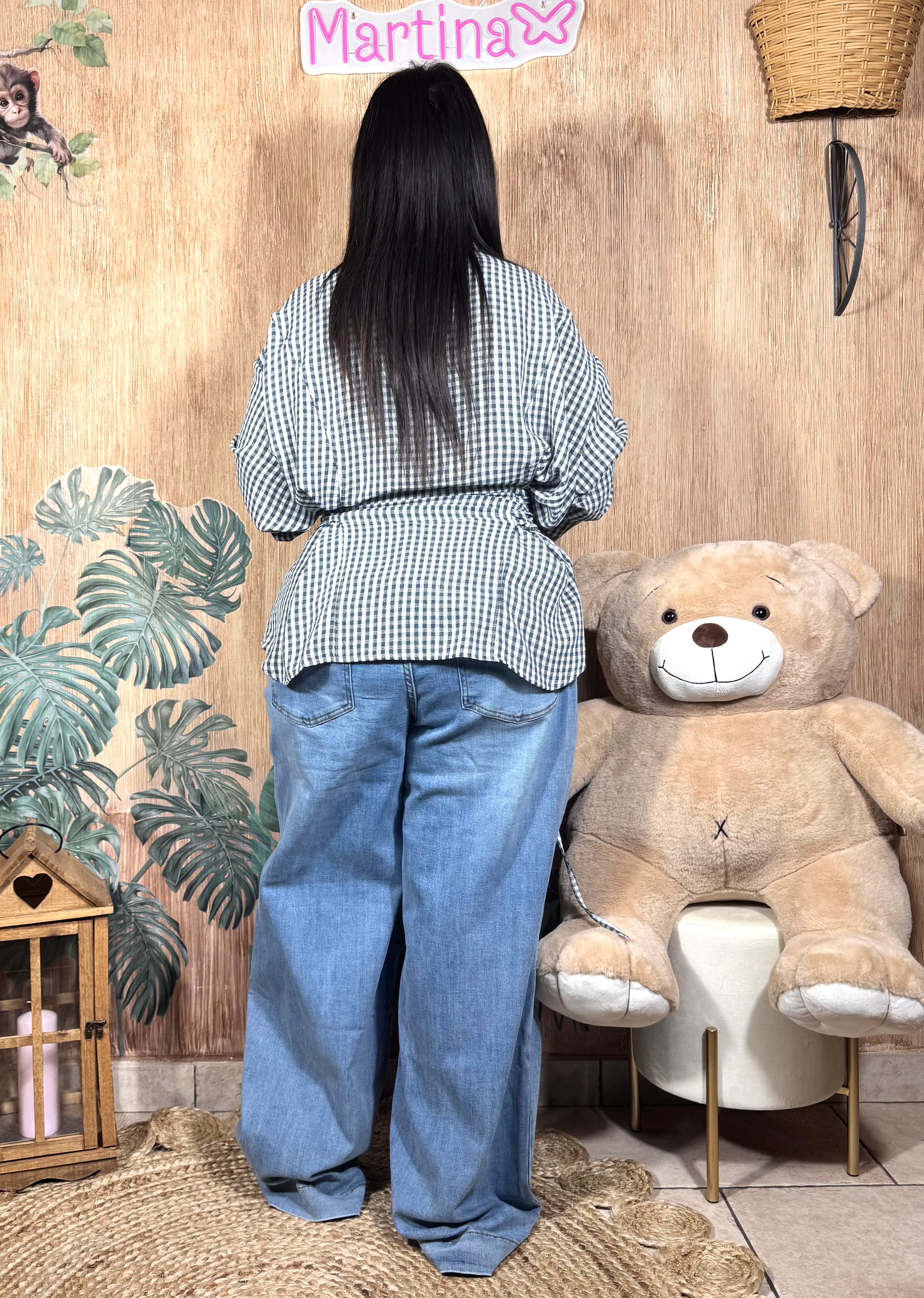 Camicia a righe con lacci