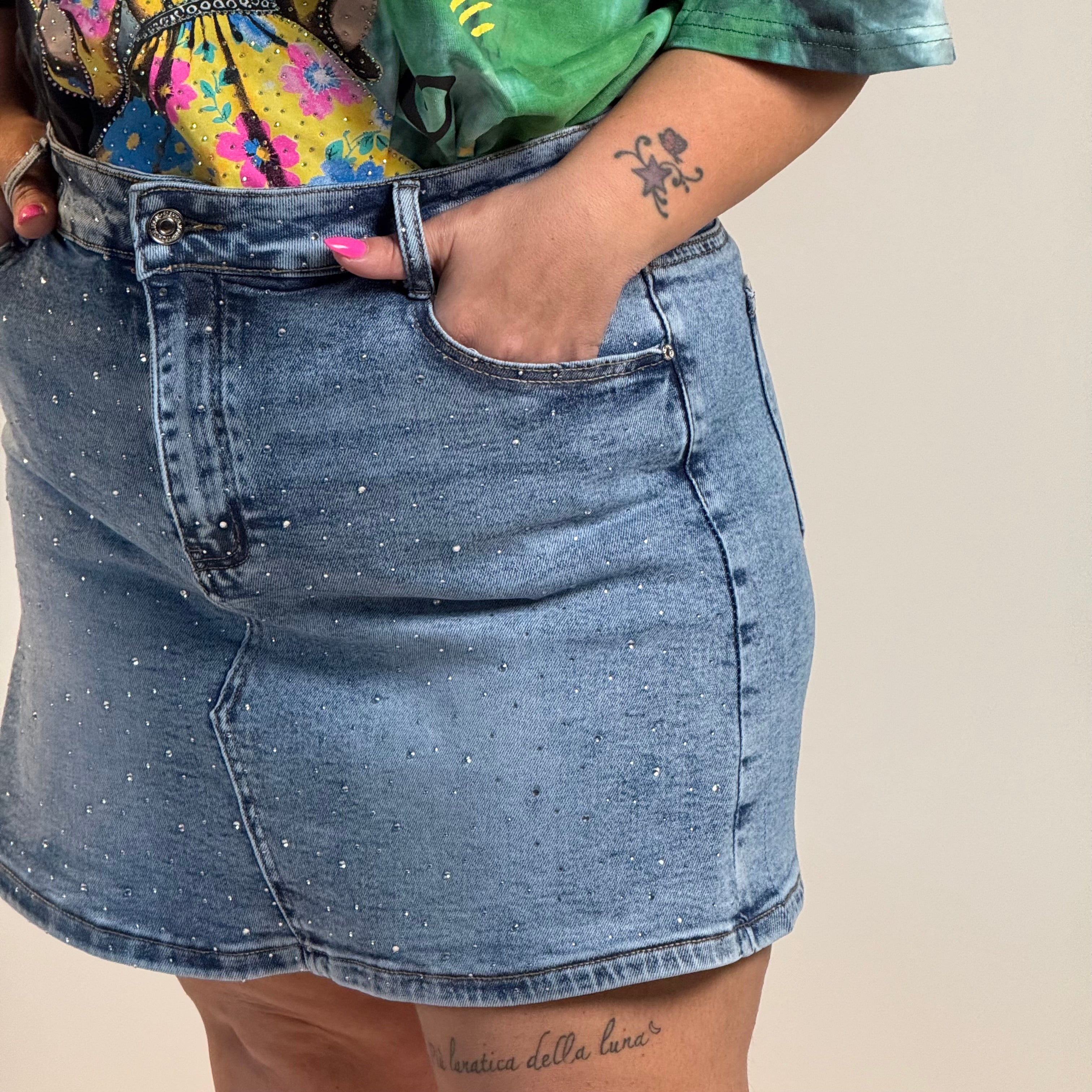 Pantagonna in jeans con strass