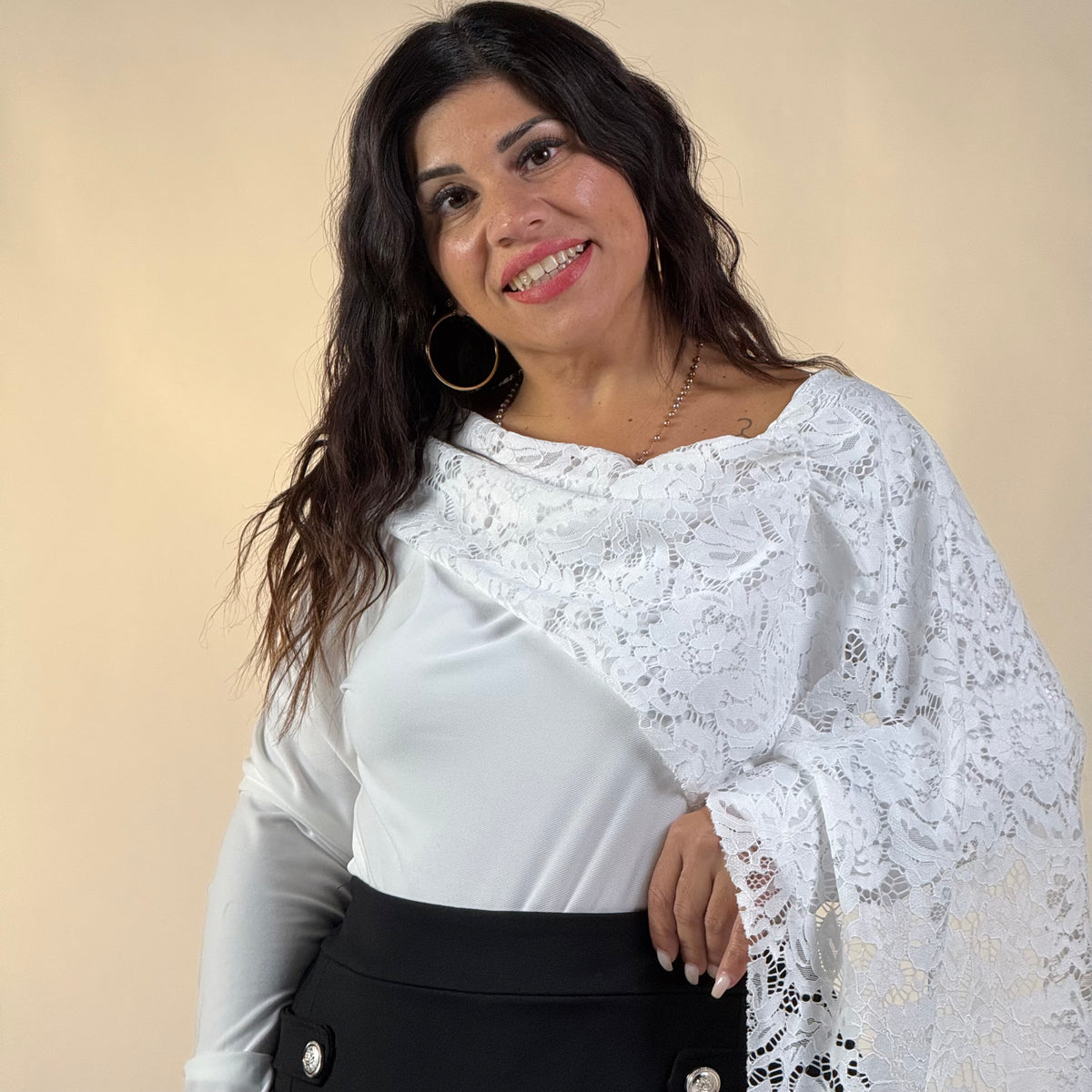Maglia con Stola Laterale in Pizzo