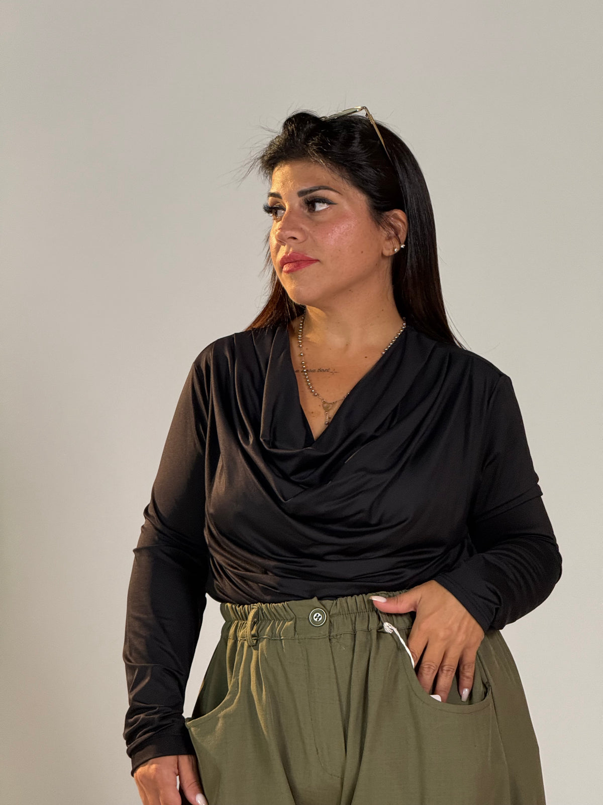 Maglia con collo a Cascata