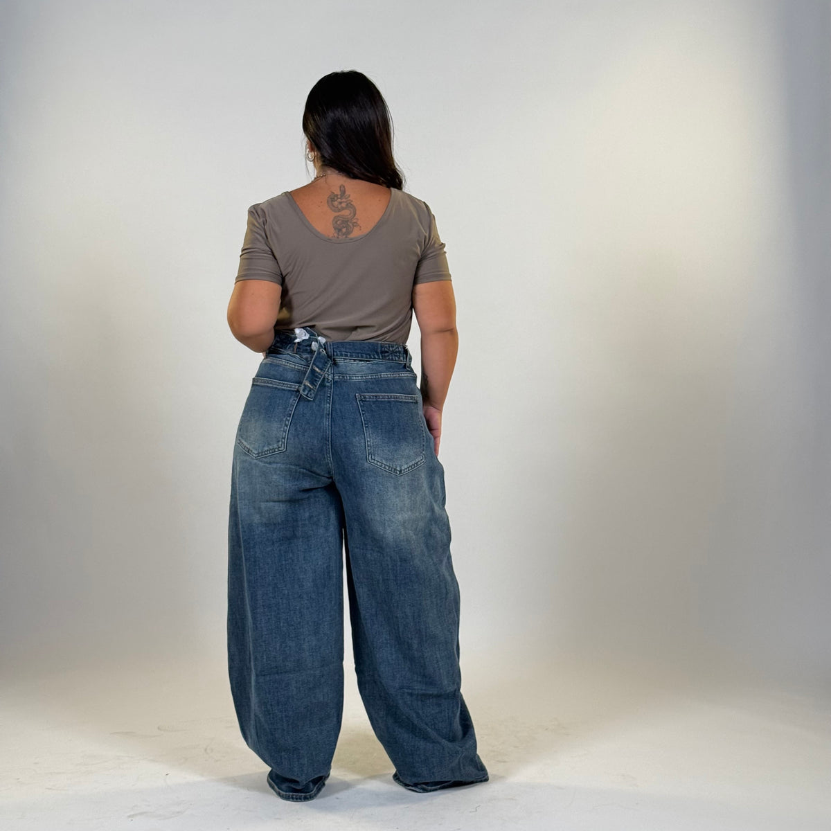 Jeans con Cintura Posteriore