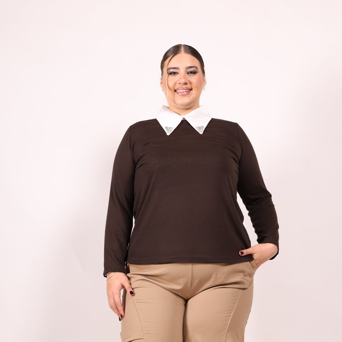 Maglia in Filo con Collo Strass Curvy