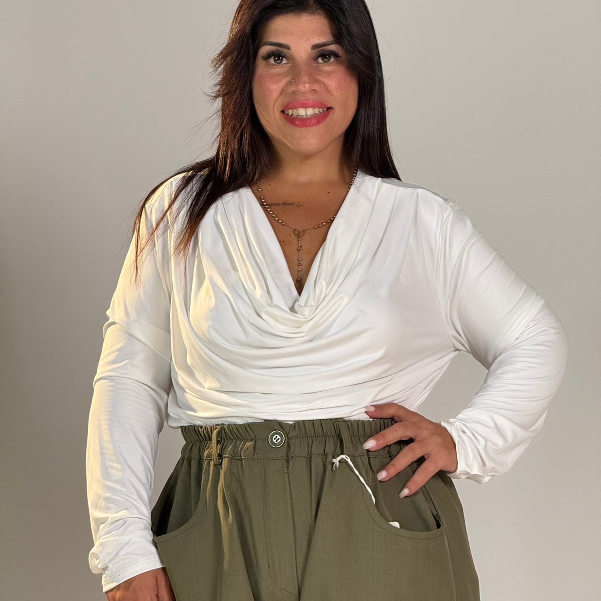 Maglia con collo a Cascata