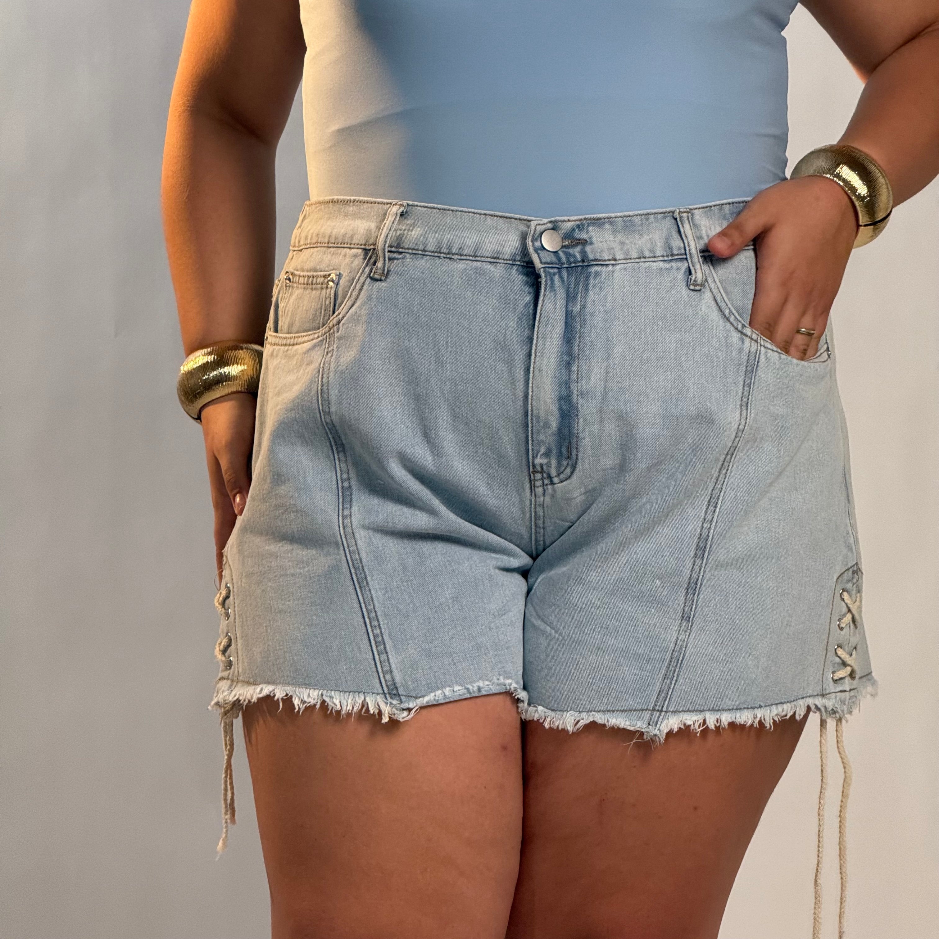 Short Eleonora
