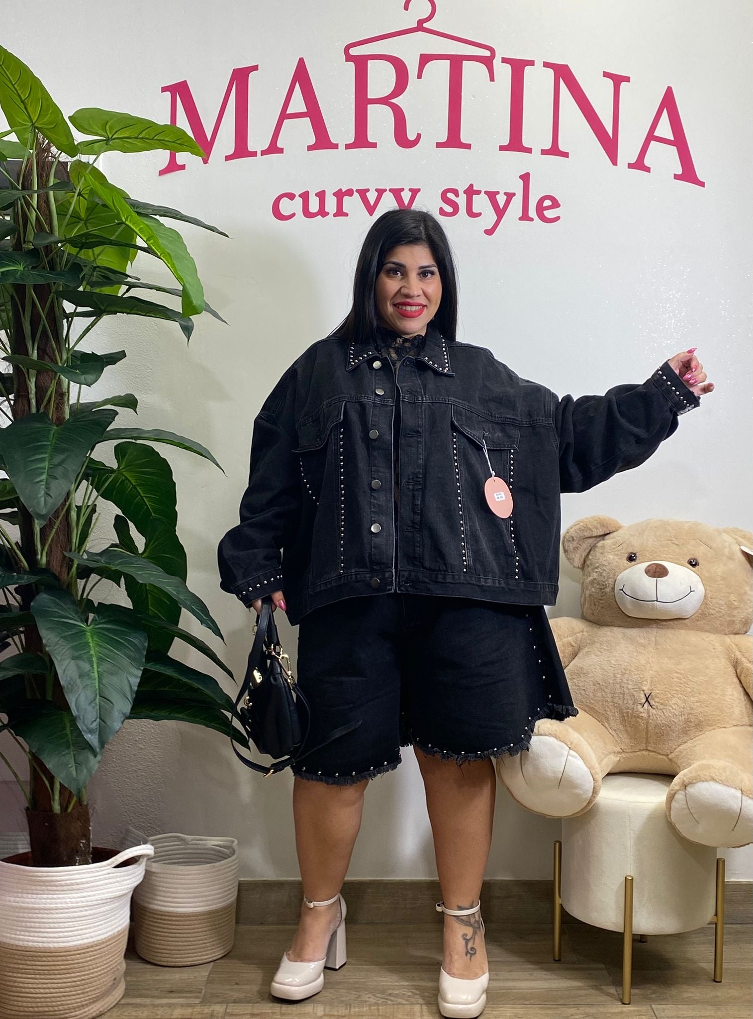 Giubbino con borchie